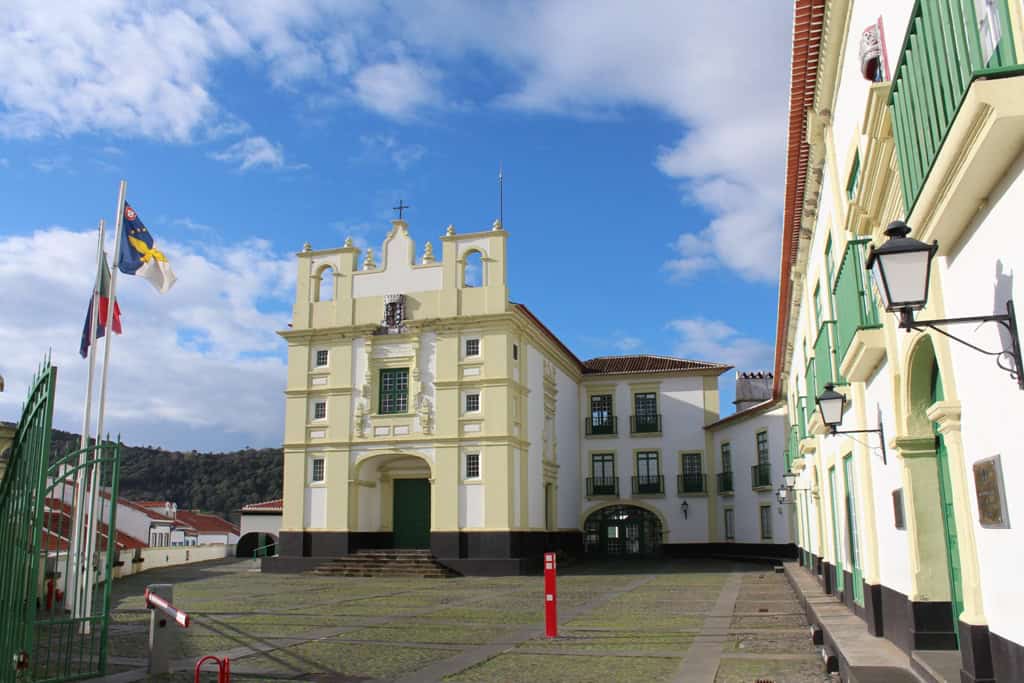 Tour of Angra