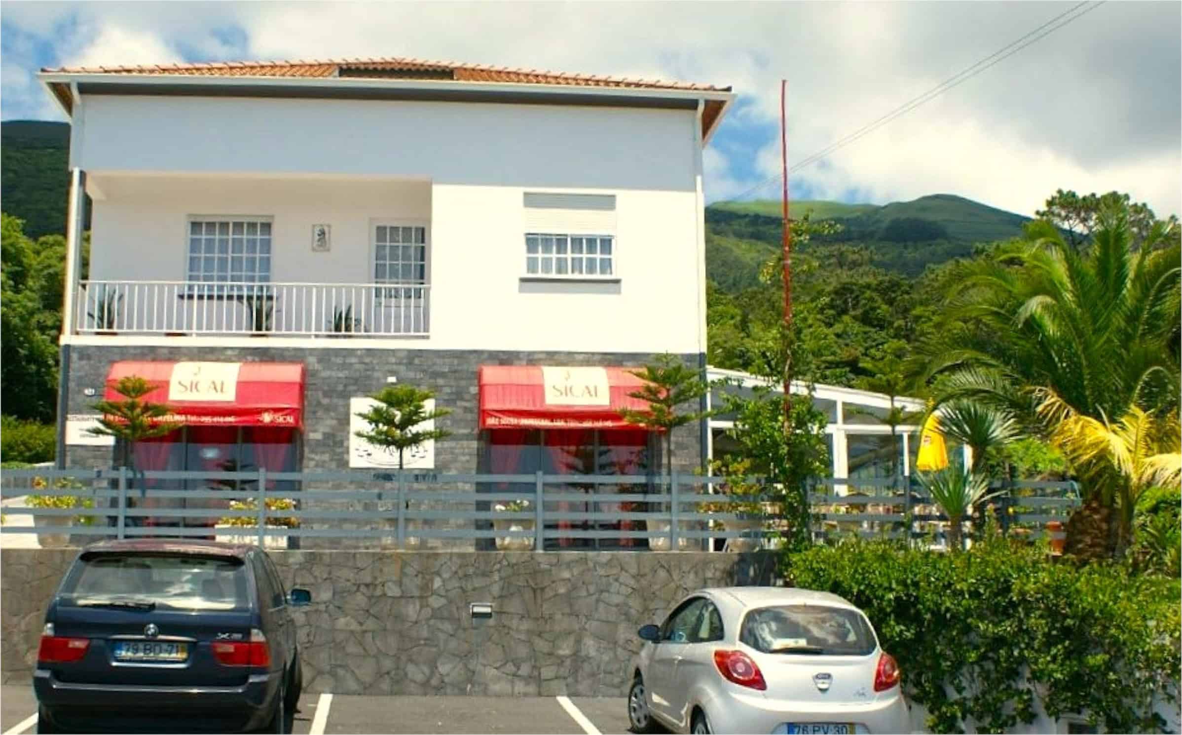 Where to eat on Sao Jorge 